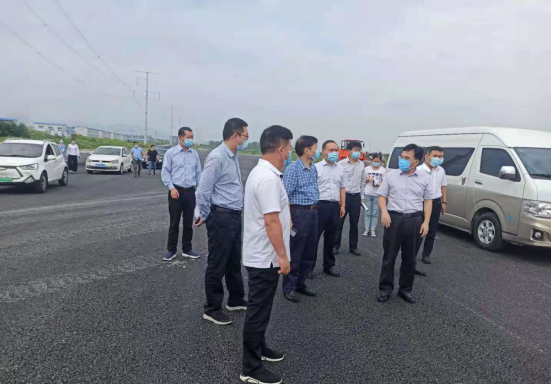 畢啟民深入皓聯(lián)公司項目工地調研督導重點項目建設9.3821.png 畢啟民深入皓聯(lián)公司項目工地調研督導重點項目建設9.3821.png