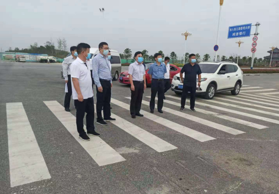 畢啟民深入皓聯(lián)公司項目工地調研督導重點項目建設9.31613.png 畢啟民深入皓聯(lián)公司項目工地調研督導重點項目建設9.31613.png