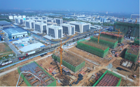 5.16牢固樹立“項目為王”理念 加速推進(jìn)“中國藥谷”建設(shè)168.png