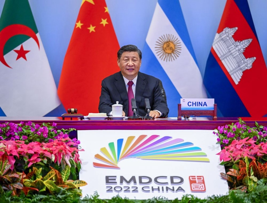 2022年6月24日晚，國家主席習(xí)近平在北京以視頻方式主持全球發(fā)展高層對(duì)話會(huì)并發(fā)表題為《構(gòu)建高質(zhì)量伙伴關(guān)系 共創(chuàng)全球發(fā)展新時(shí)代》的重要講話。