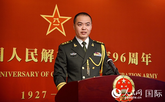 中國駐瑞典大使館李珂副武官致辭。人民網記者 殷淼攝