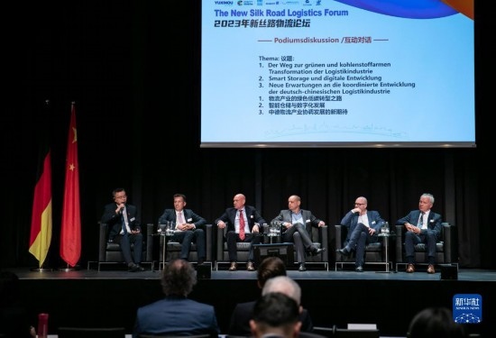 9月21日，中德兩國嘉賓參加在德國杜伊斯堡舉辦的2023新絲路物流論壇。新華社記者 張帆 攝