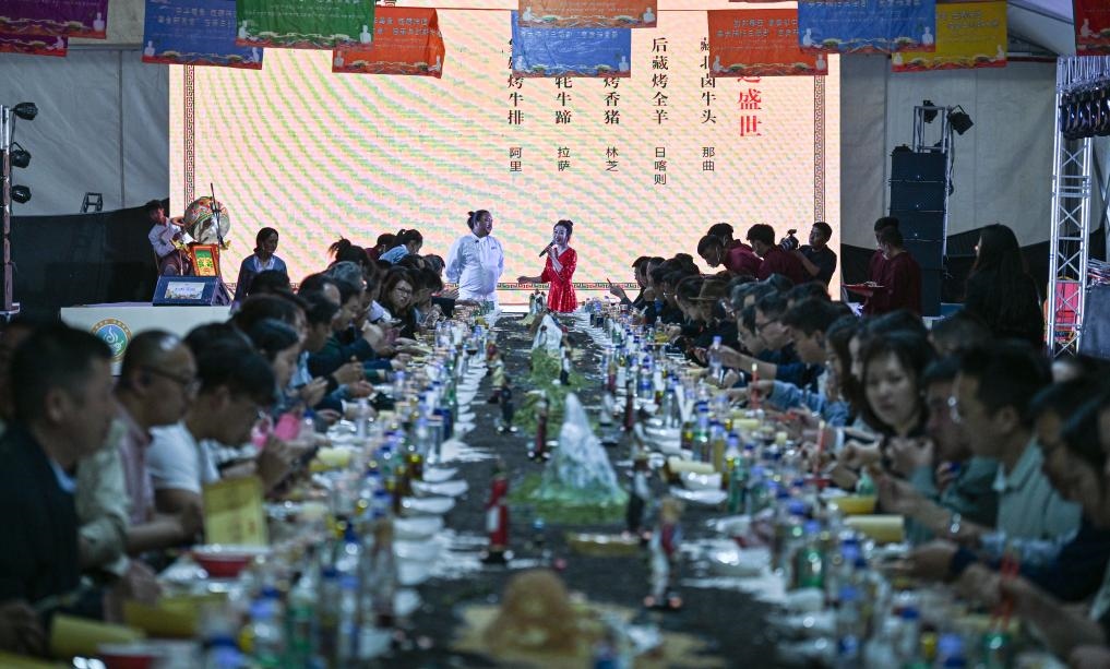 西藏味道美食體驗周活動現(xiàn)場。新華社記者晉美多吉 攝
