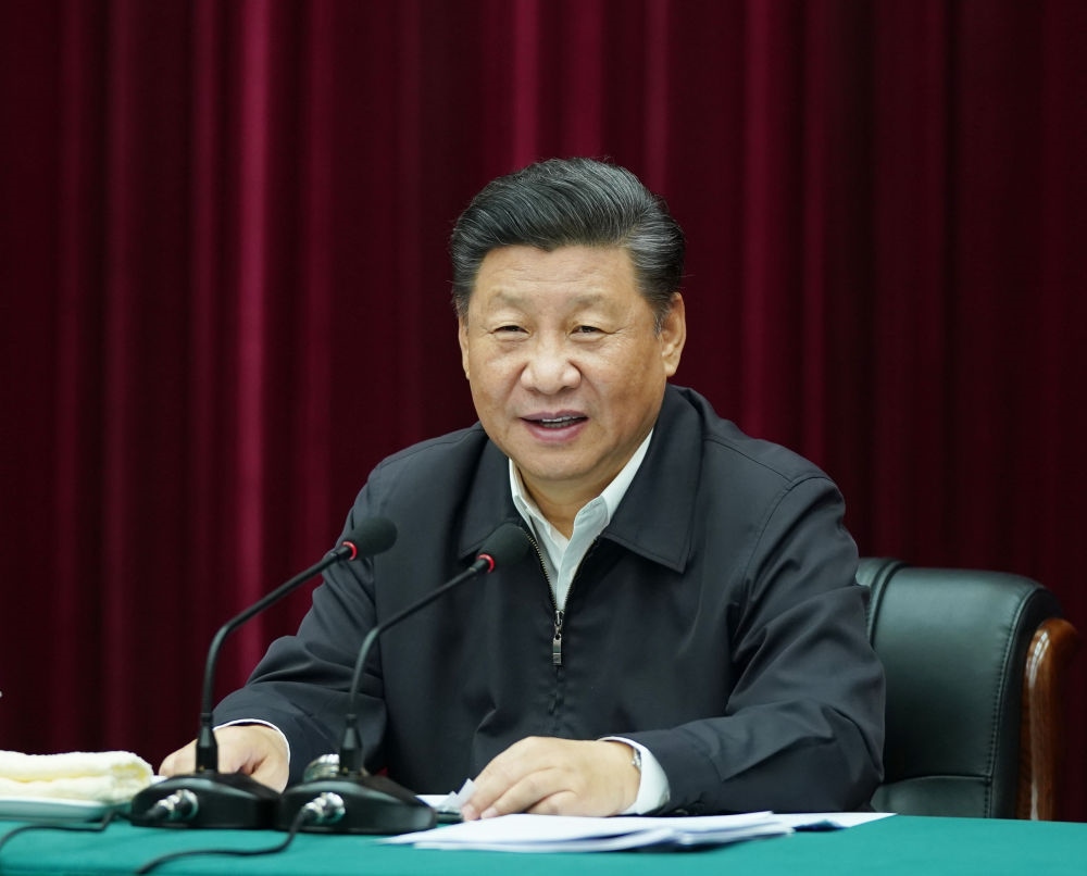 2019年9月18日上午，中共中央總書記、國(guó)家主席、中央軍委主席習(xí)近平在鄭州主持召開黃河流域生態(tài)保護(hù)和高質(zhì)量發(fā)展座談會(huì)并發(fā)表重要講話。新華社記者 謝環(huán)馳 攝