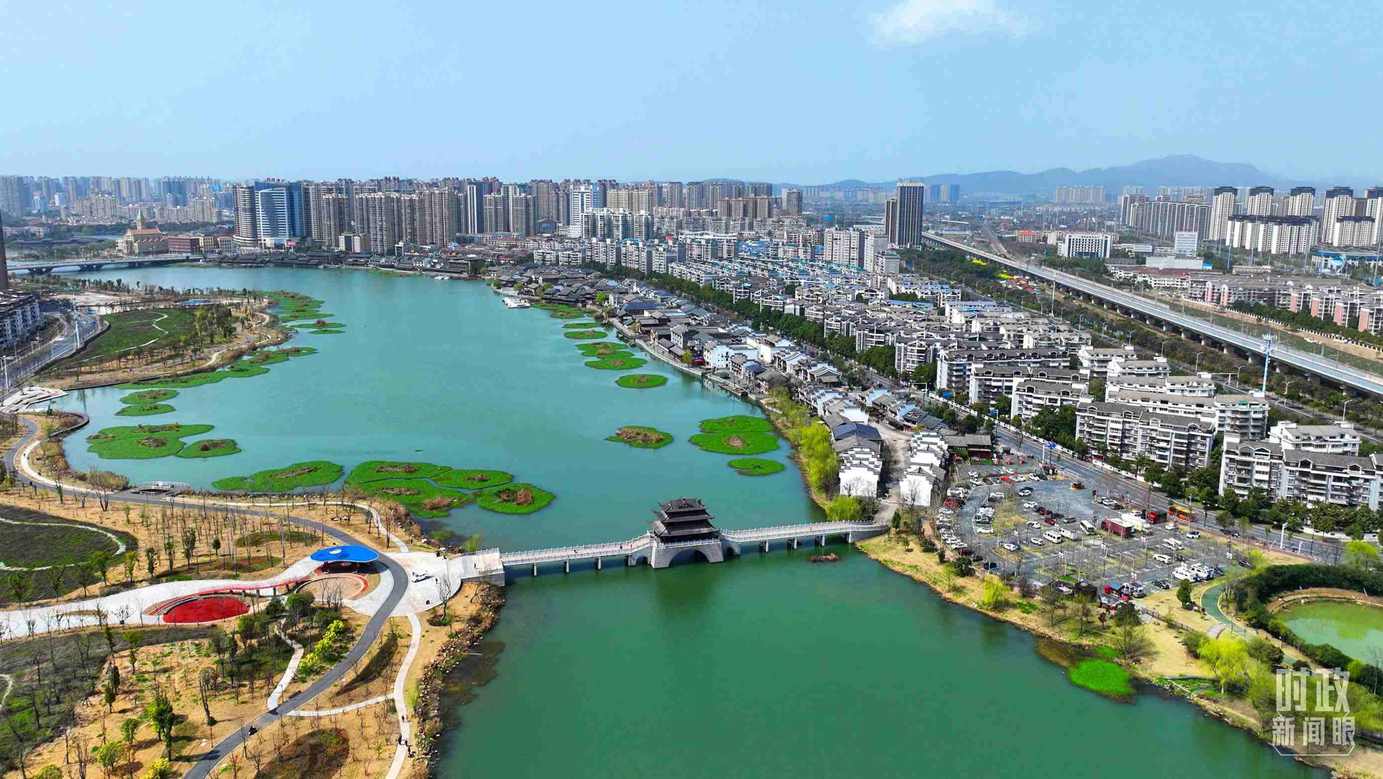 湖南常德。此次座談會前，習(xí)近平在長沙、常德兩地實(shí)地考察。（總臺央視記者范凱拍攝）