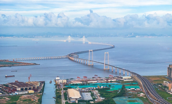 2024年6月27日拍攝的深中通道全景。新華社記者 毛思倩 攝