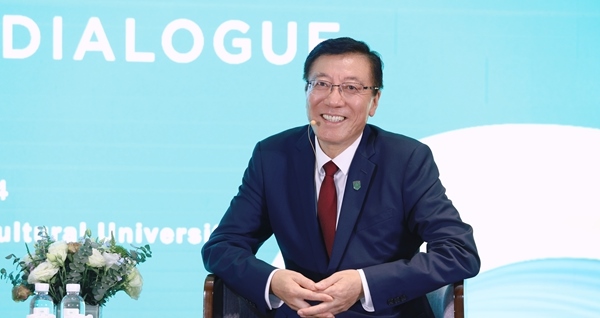孫其信在2024世界農(nóng)業(yè)科技創(chuàng)新大會首場大咖對話上發(fā)言。中國農(nóng)業(yè)大學供圖