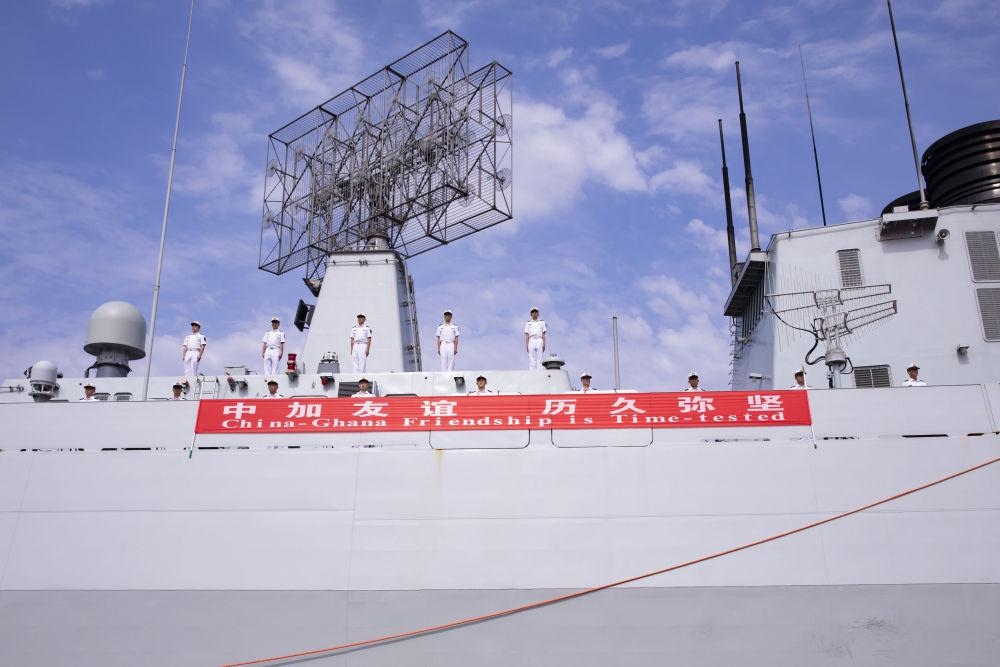 2023年6月27日，中國海軍第43批護航編隊抵達加納特馬港碼頭，開始對加納進行為期4天的友好訪問。