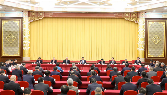 2024年3月6日，中共中央總書記、國家主席、中央軍委主席習(xí)近平看望參加全國政協(xié)十四屆二次會(huì)議的民革、科技界、環(huán)境資源界委員，并參加聯(lián)組會(huì)，聽取意見和建議。新華社記者 黃敬文 攝