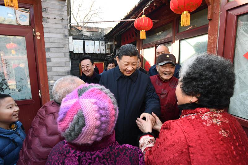 2019年2月1日，習(xí)近平總書記來(lái)到北京前門東區(qū)草廠四條胡同看望慰問(wèn)群眾。