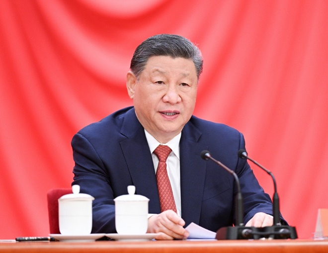 4月28日，慶祝中華全國總工會(huì)成立100周年暨全國勞動(dòng)模范和先進(jìn)工作者表彰大會(huì)在北京人民大會(huì)堂隆重舉行。中共中央總書記、國家主席、中央軍委主席習(xí)近平出席大會(huì)并發(fā)表重要講話。新華社記者 李學(xué)仁 攝